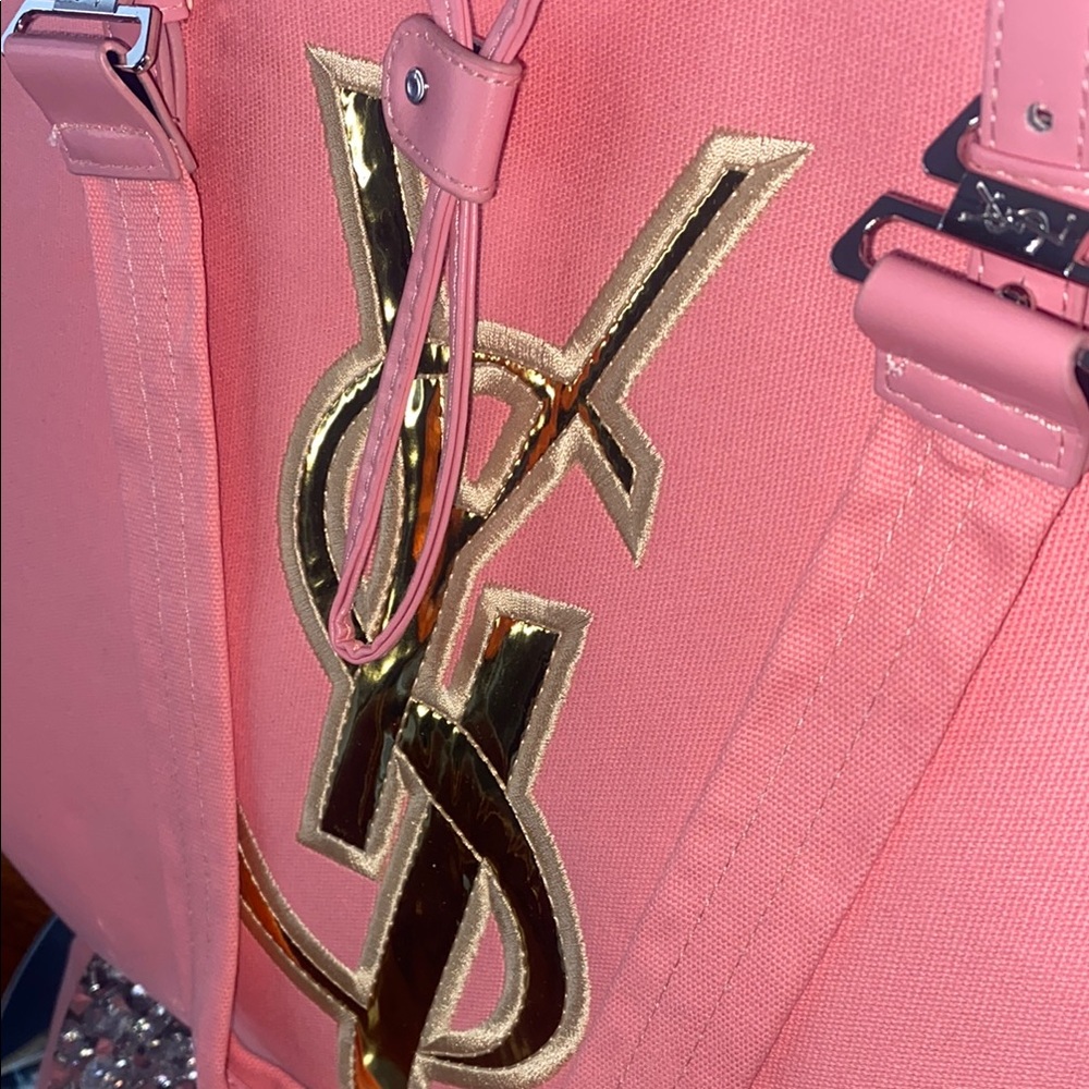 Yves Saint Laurent Pink Tote with Gold Logo - Picture 4 of 11